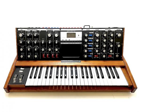moog voyager