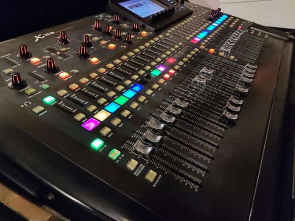 מיקסר דיגיטלי Behringer x32