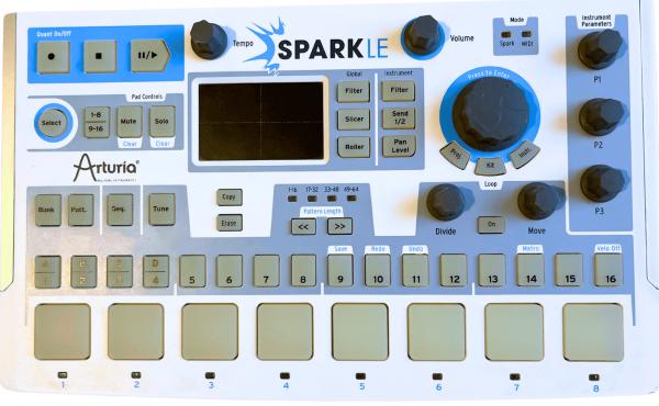 מכונת תופים Arturia Spark LE
